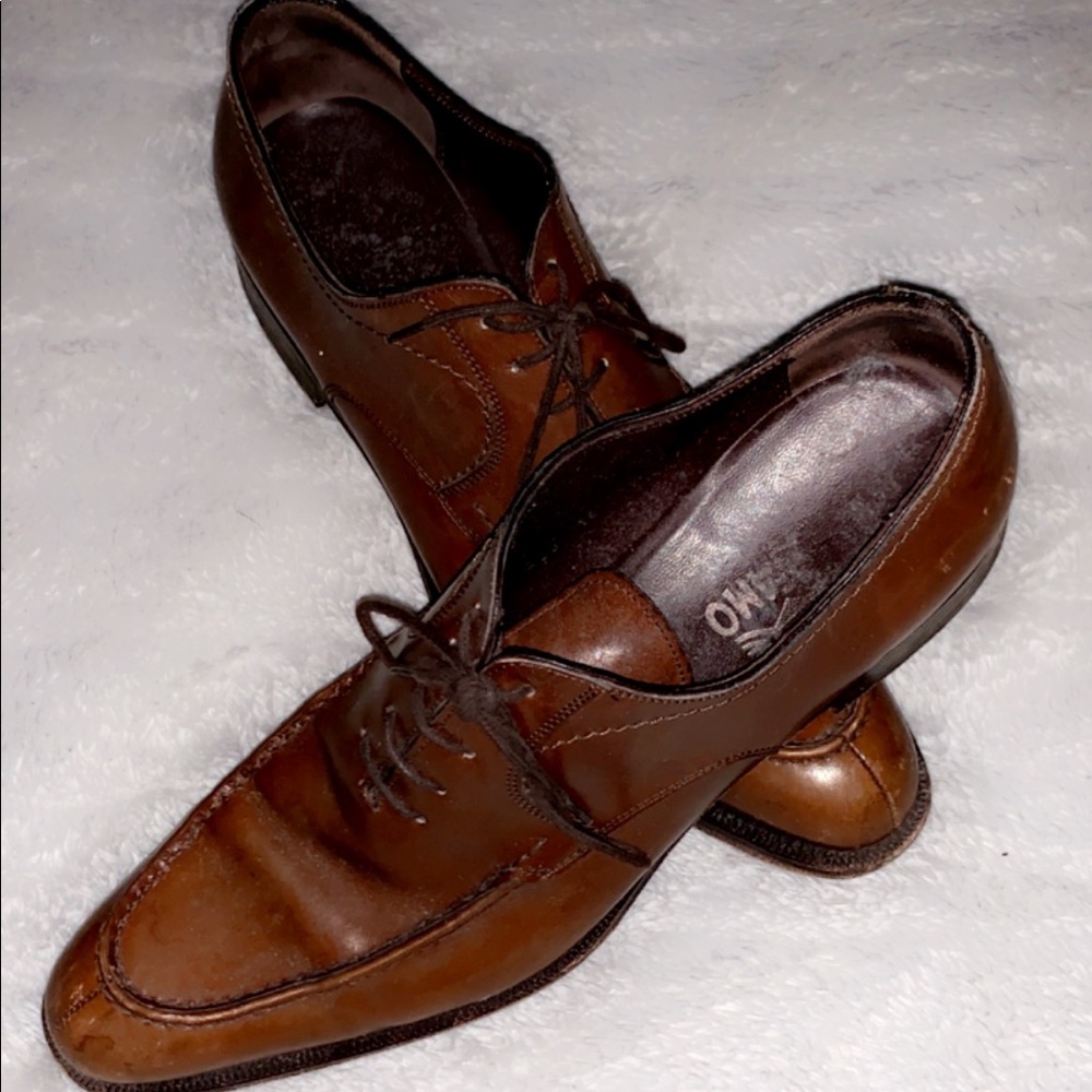 *Vintage Ferragamo Men’s size 10! Brown leather Oxfords!*